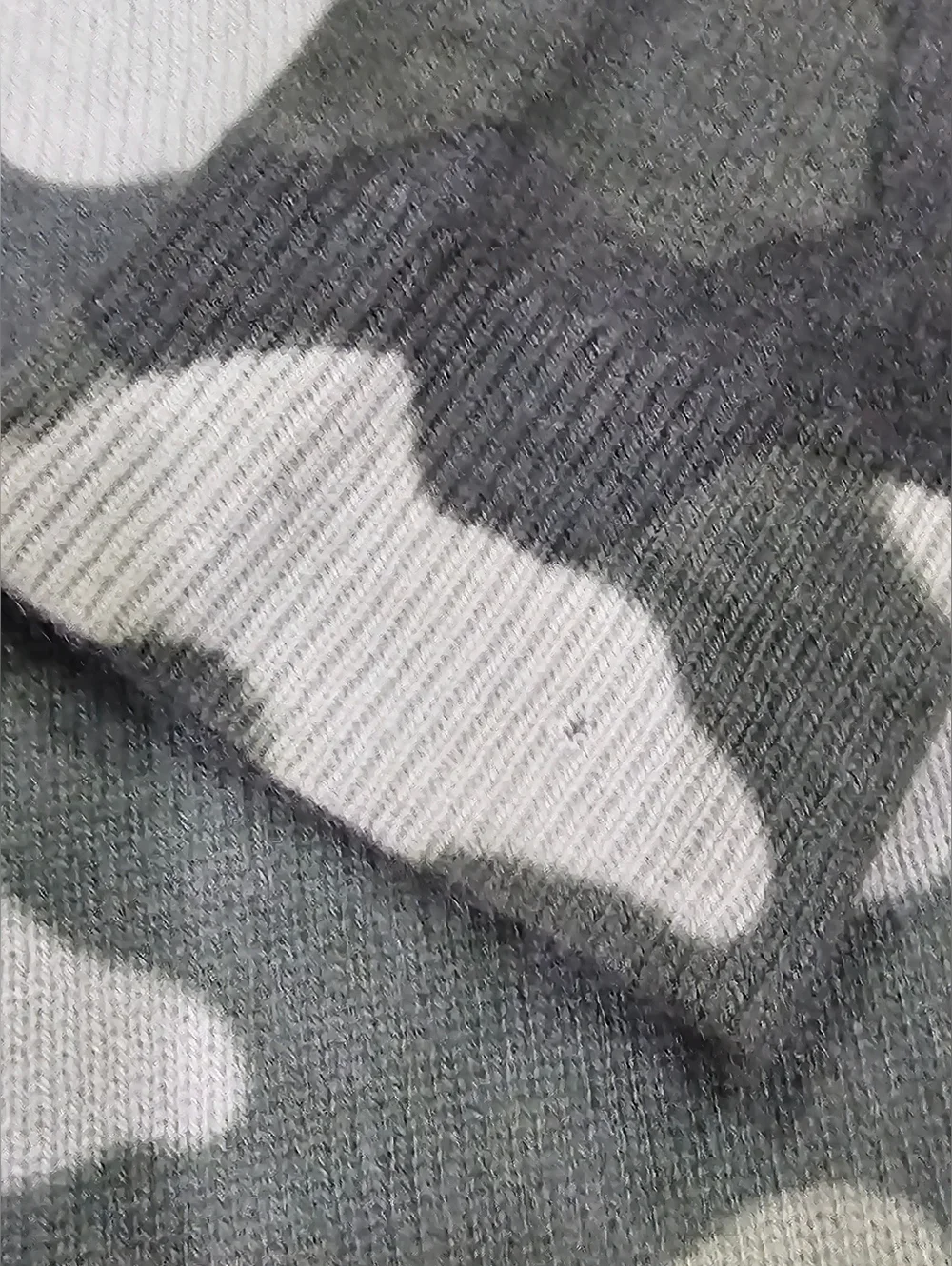 100% Cashmere Camo Sweater by Charter Club READ DESCRIPTION - Picture 11 of 11